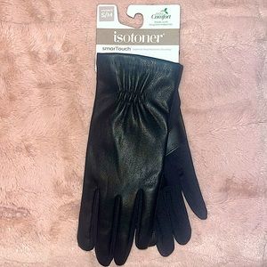 Women’s isotoner smartouch gloves NWT!!